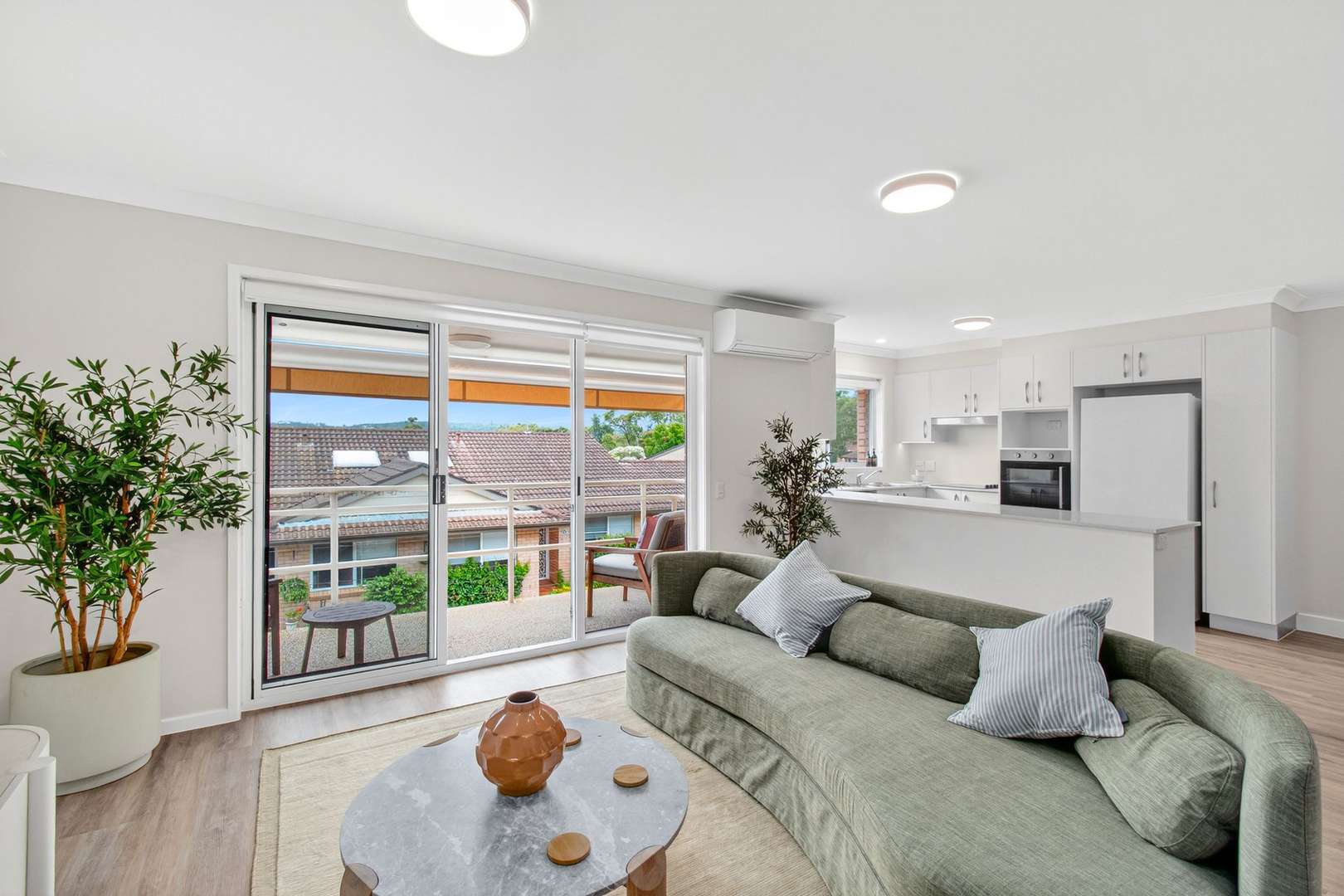 Refurbished and Spacious 2 Bedroom Home 
