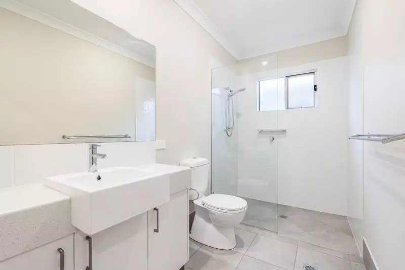 Fresh, Modern Haven with Private Entertaining