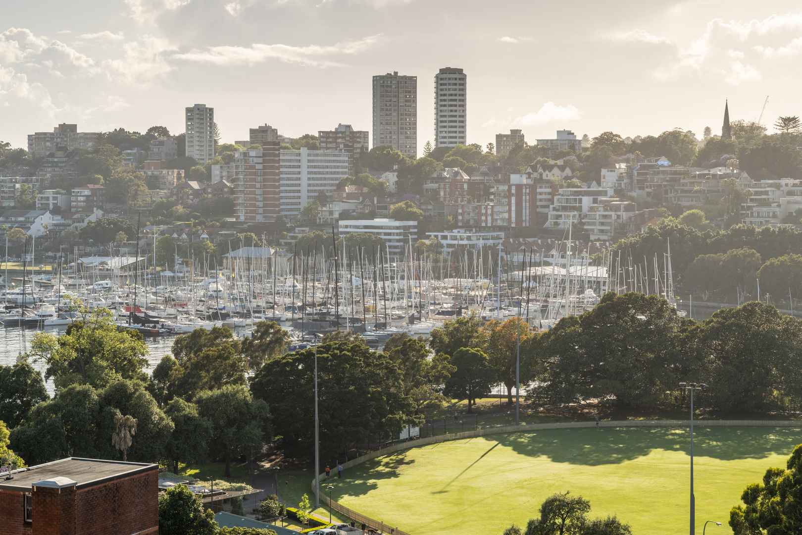 Harbourside Living in Prestigious Elizabeth Bay
