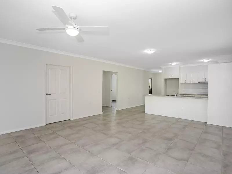 Perfectly Positioned Villa with Beautiful Alfresco