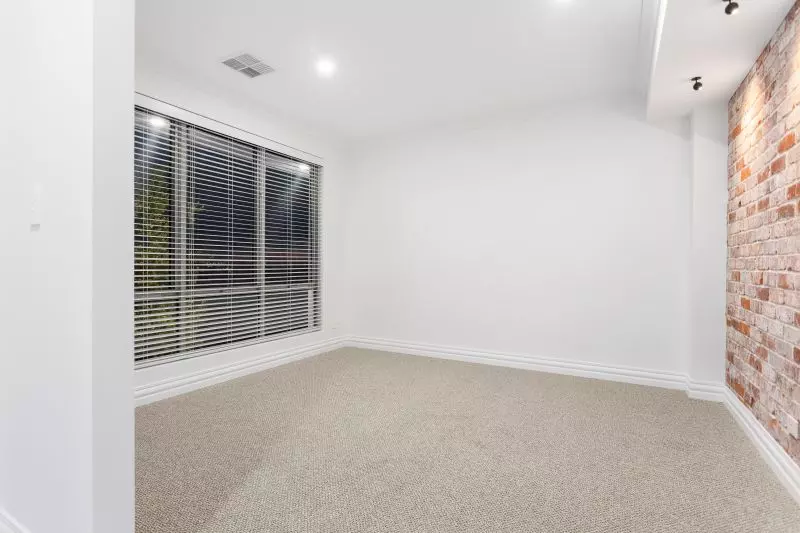 Brand New Luxury Villa!