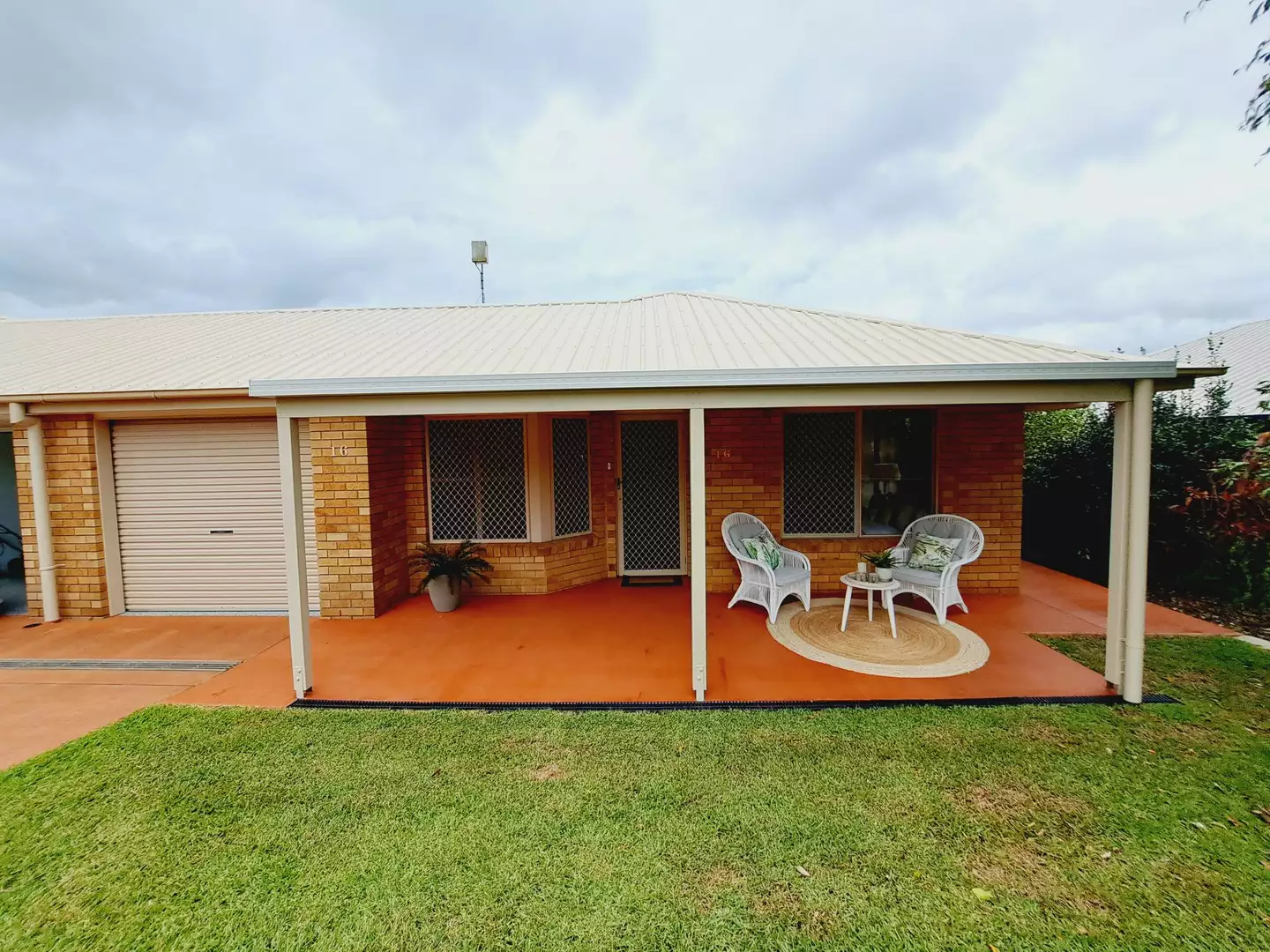 Elegant home with spectacular Northern views