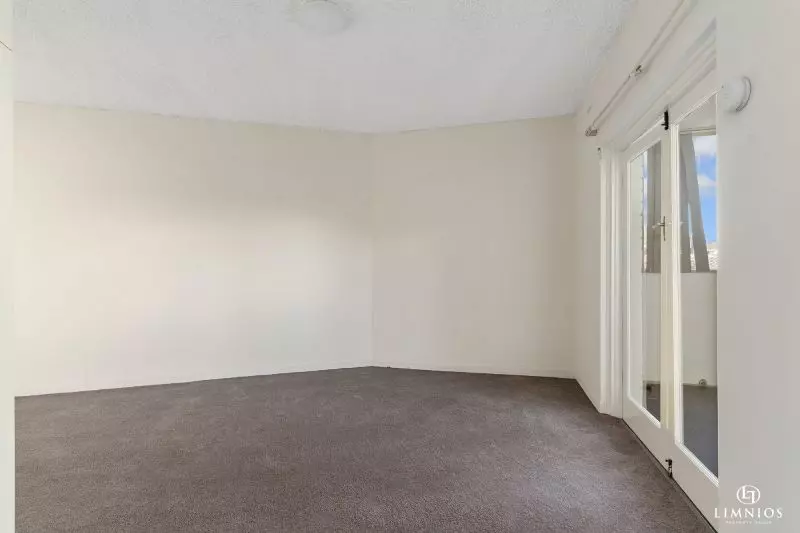 Affordable City Fringe Apartment!