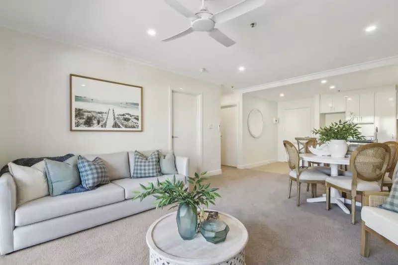 Bright & spacious one-bedroom apartment with gum tree & playing fields view