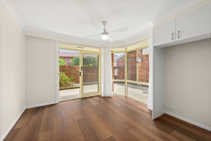 Under Offer -Ground Unit with a stunning Waterfront Location