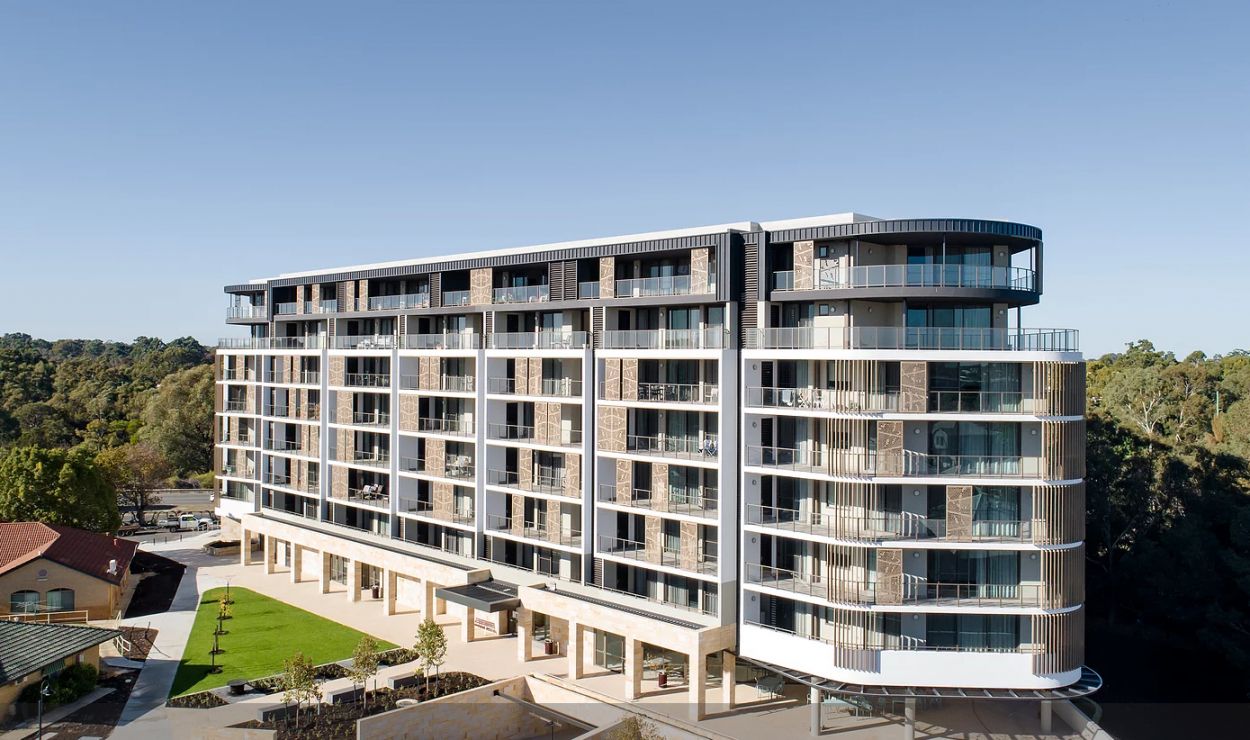 Australis @ Rossmoyne Waters