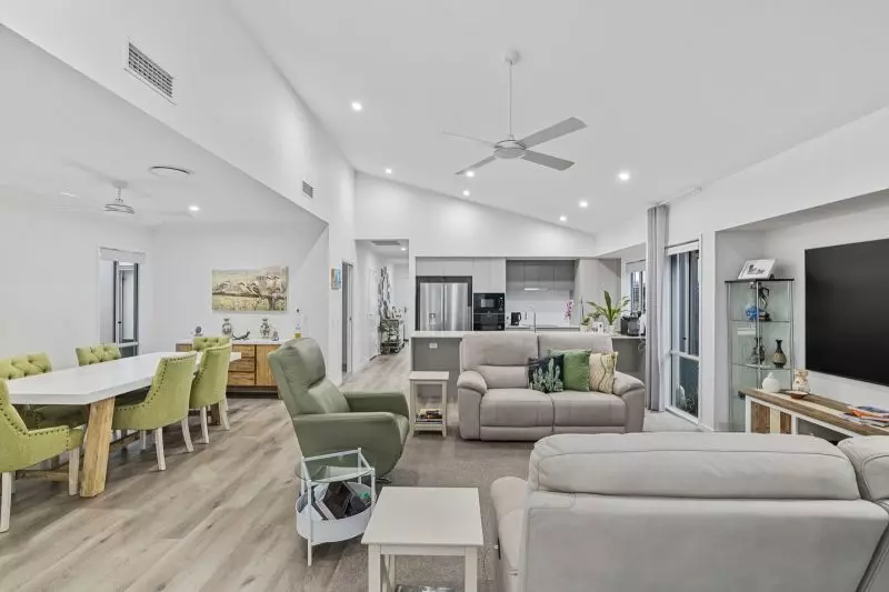 Site 128 - Established Lillydale