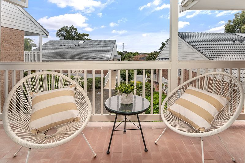 Gorgeously renovated 3 bedroom unit with modern look, level access and leafy district views.