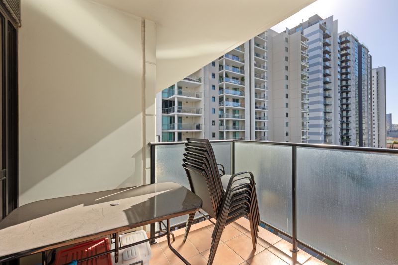 Central Spacious Living, with Resort-Style!