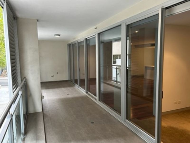 Private And Ideally Located Close To St Leonards Station