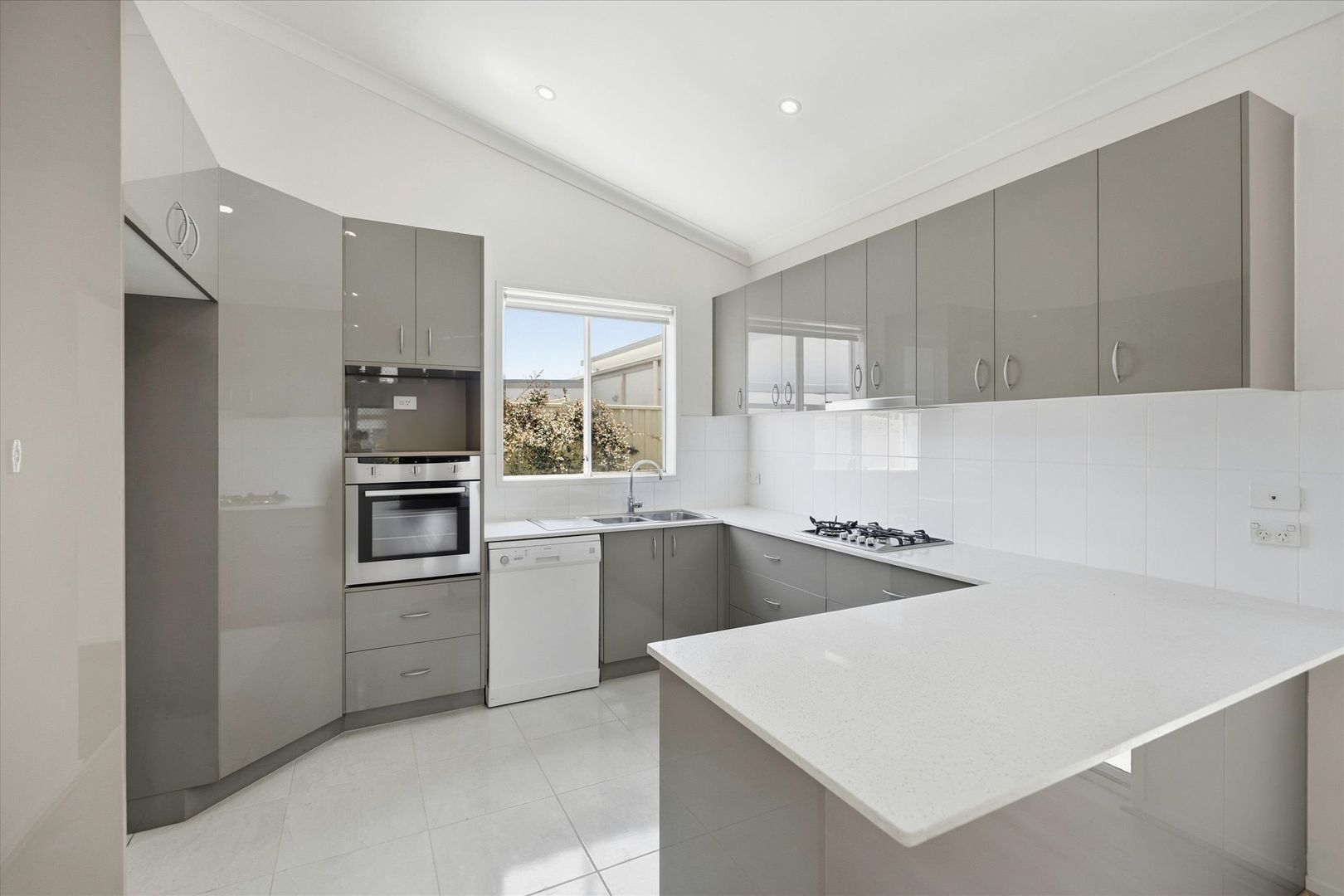 Home 211 Palm Lake Resort Truganina