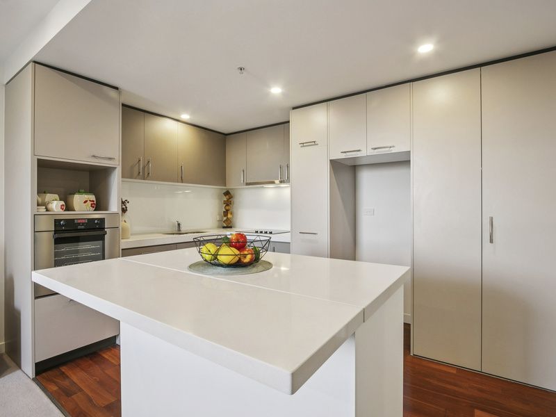 Contemporary Apartment with Modern Finishes