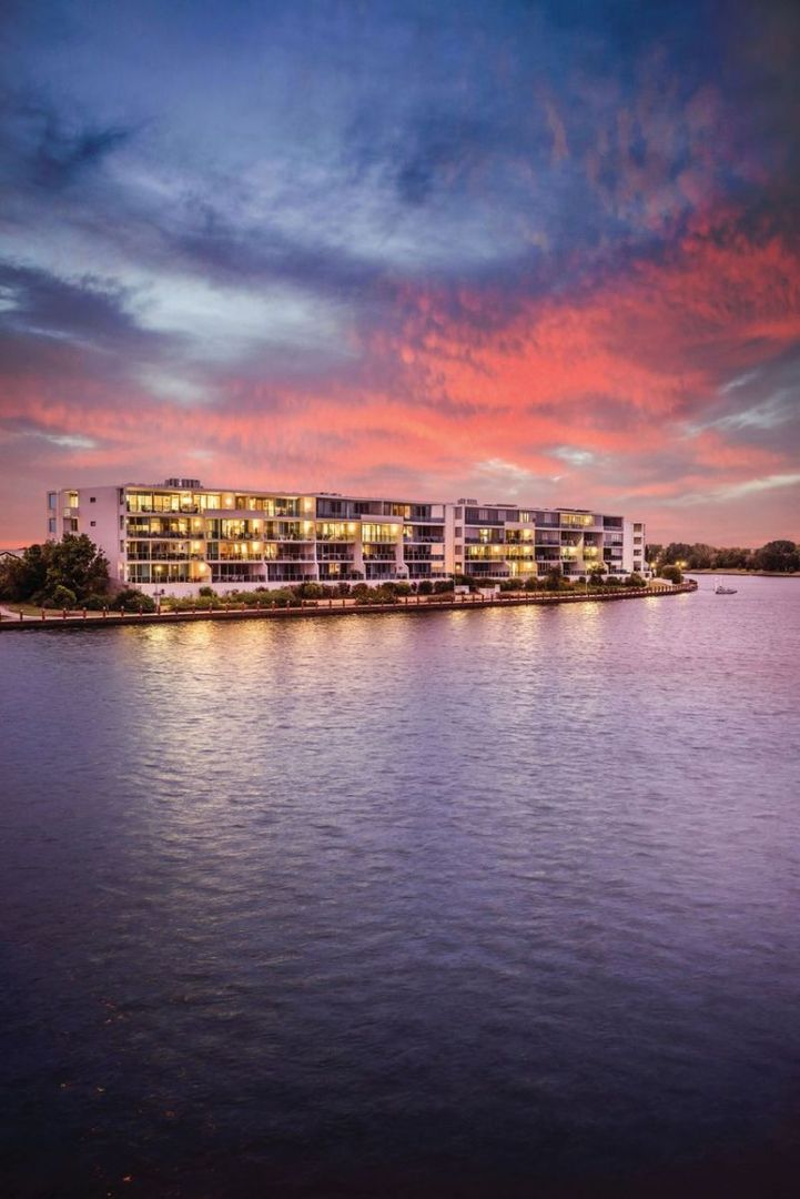 127 Grand Penthouse