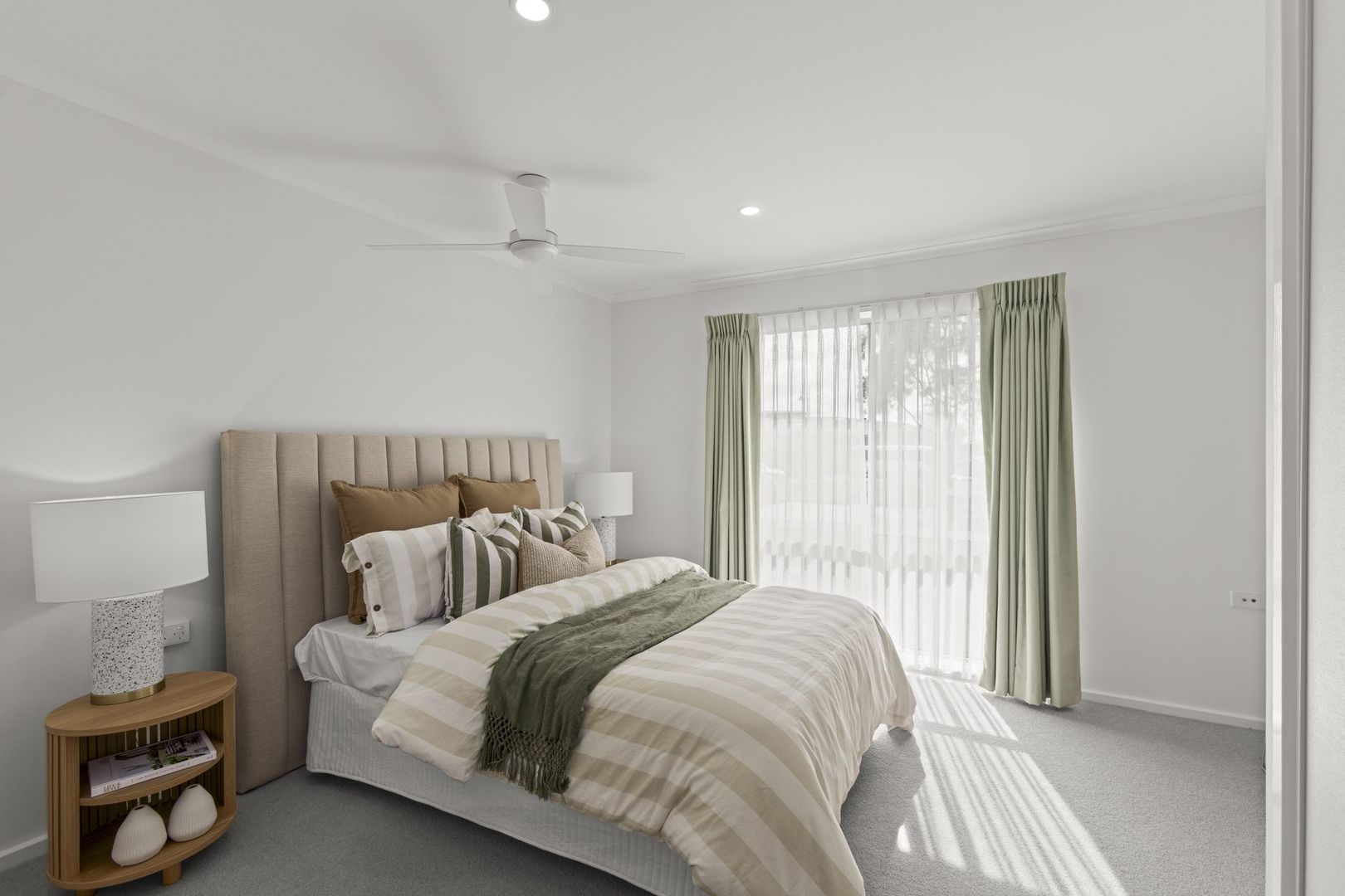 Cathedral Ceilings, Sunshine and Community Close By