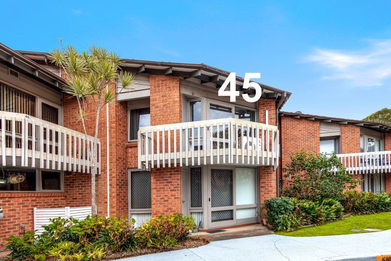 Ramp Access - Upper Level Unit!