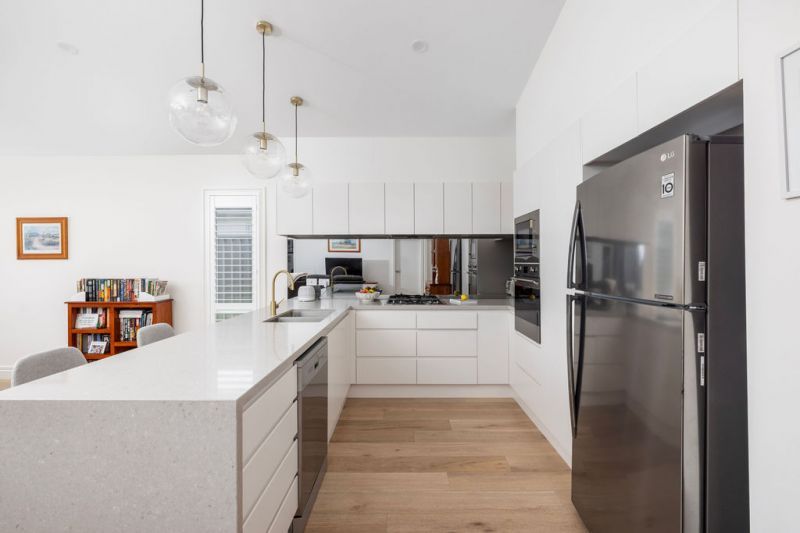 Spacious, Private Retreat with Tranquil Alfresco