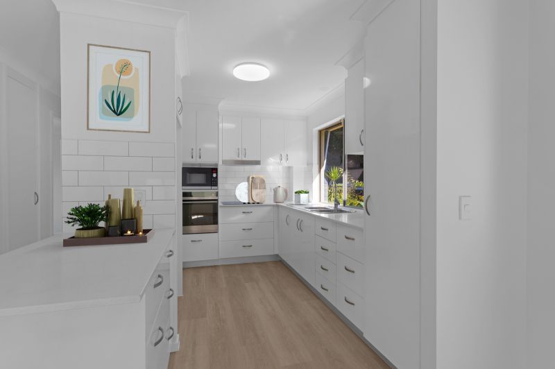 Elevated 2-bedroom villa with scenic views of the trees