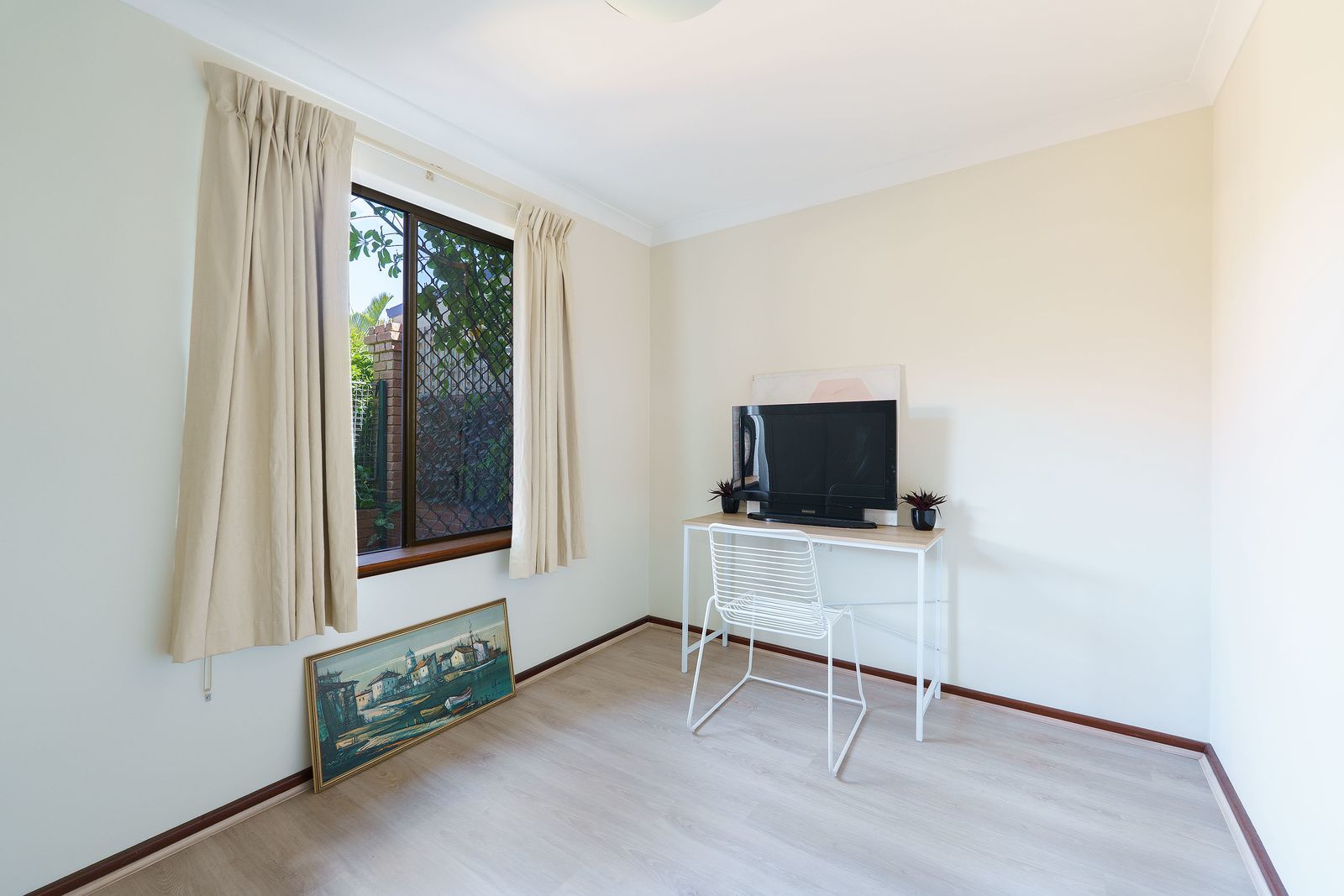 Beautiful 3 bedroom villa located in the dress circle of the village