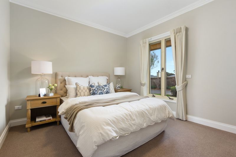 Sophisticated and spacious 2 bed home in Cameron Close Village