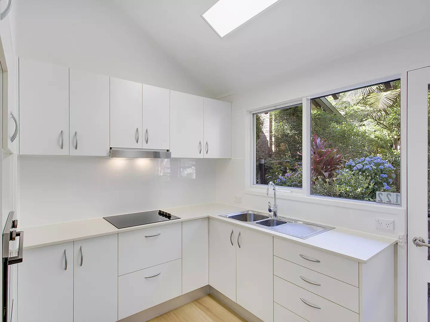 122/36-42 Cabbage Tree Road Bayview, NSW 2104