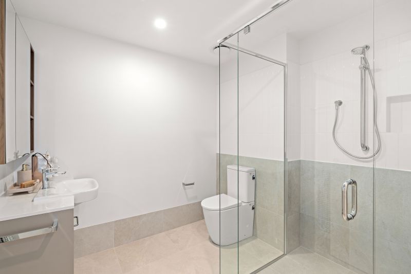 Well-positioned apartment boasting a roomy balcony