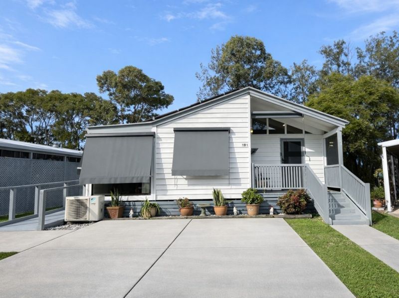 Accessible Living with Views!