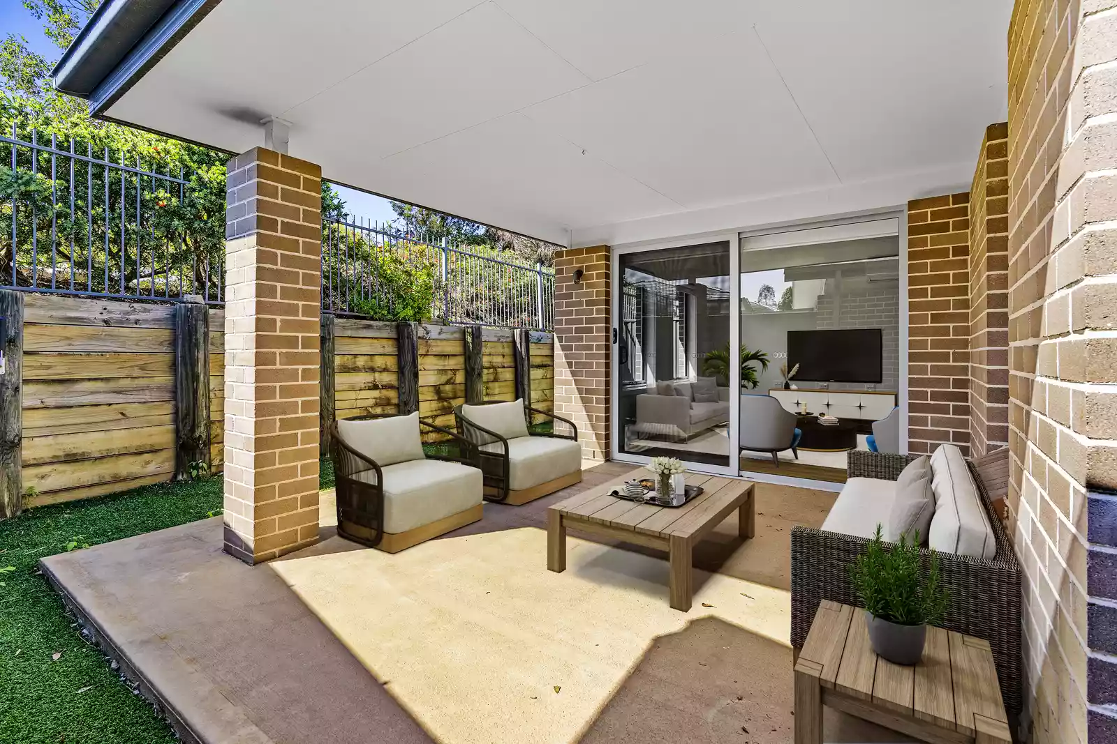 157/100 Gilchrist Drive, Campbelltown