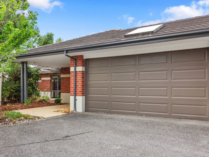 Looking for the space of a house, with a garden to match?