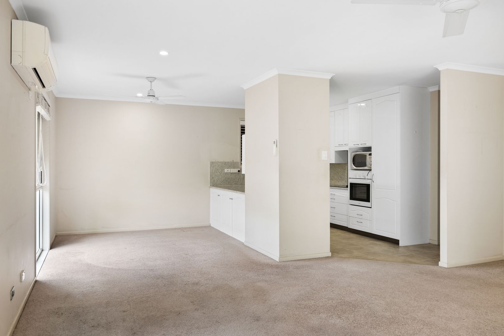 Home 100 3 bedroom Palm Lake Resort Carindale