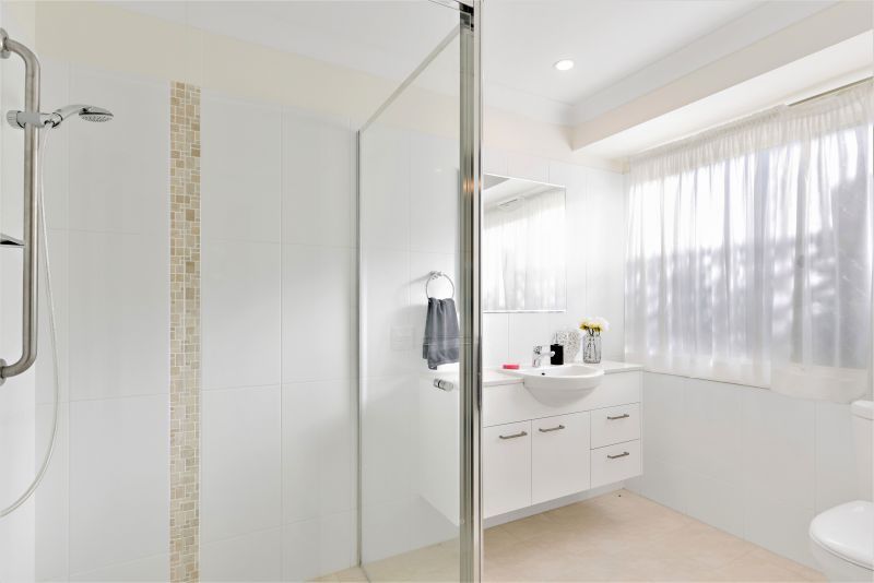 Fully Refurbished Stunning Villa Overlooking The Parklands.