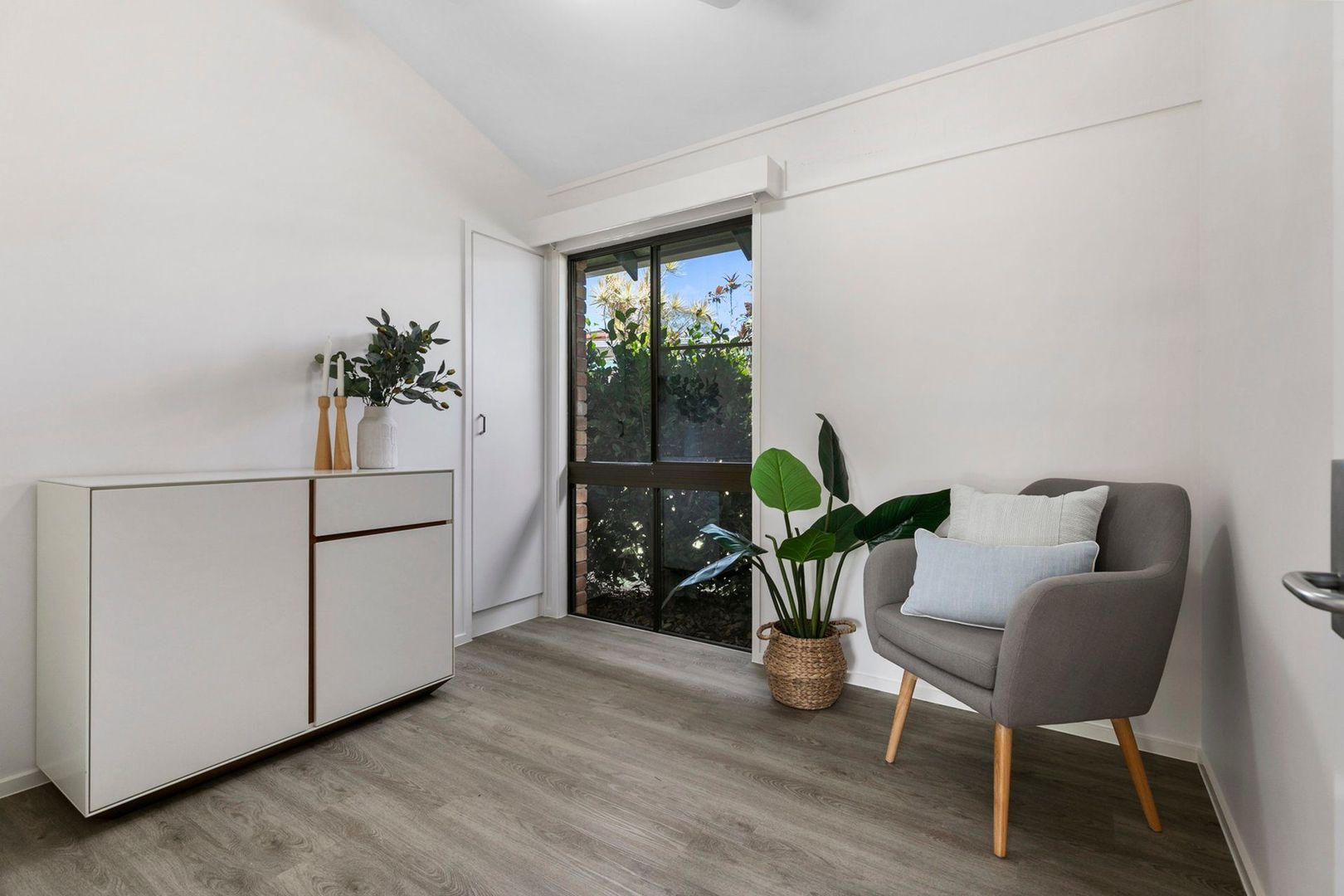 2-bedroom villa within walking distance to the community centre