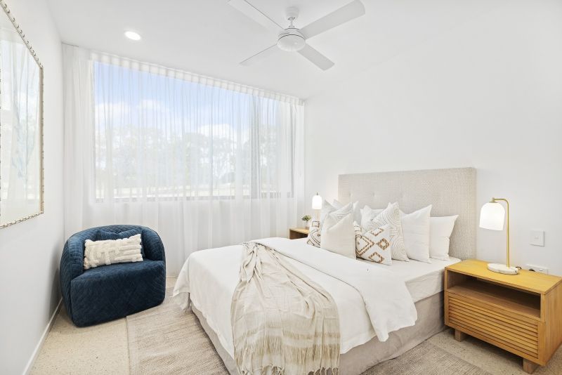 Apartment 323