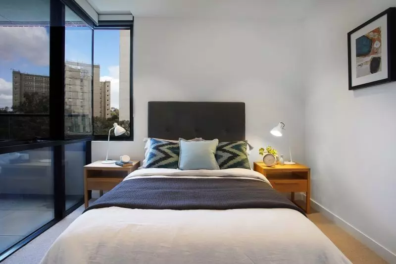 Live in cosmopolitan Carlton