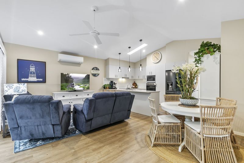 Modern Comfort - Nature at Your Doorstep…