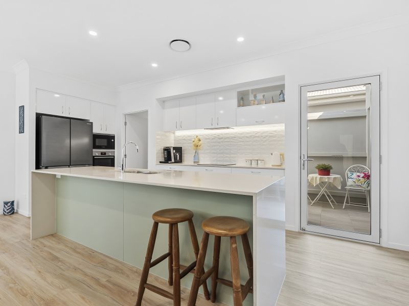 Site 84 - Established Avoca