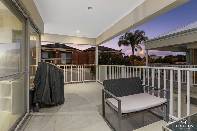 Top Floor Apartment