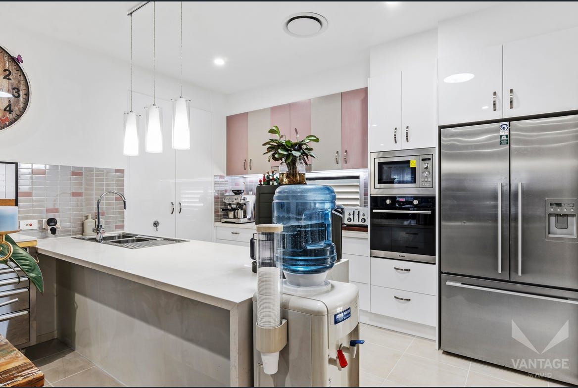 Stunning Large 2 Bedroom Corner Block Home
