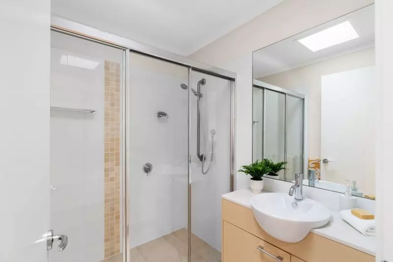 UNDER OFFER - Your private oasis awaits! Creek views and the sounds of birdlife..