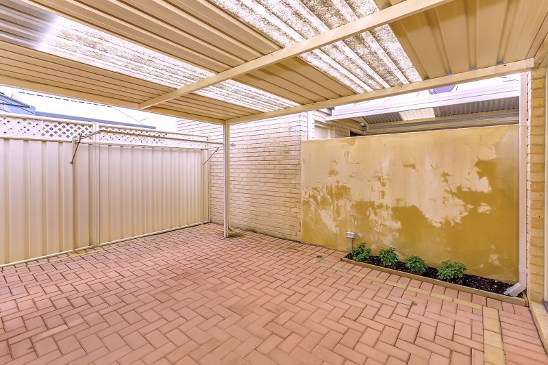 ARCADIA WATERS MADDINGTON - Light & Bright, Ready to Move In...