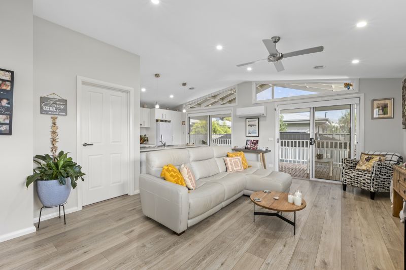 Light Filled Home with Modern Comforts!