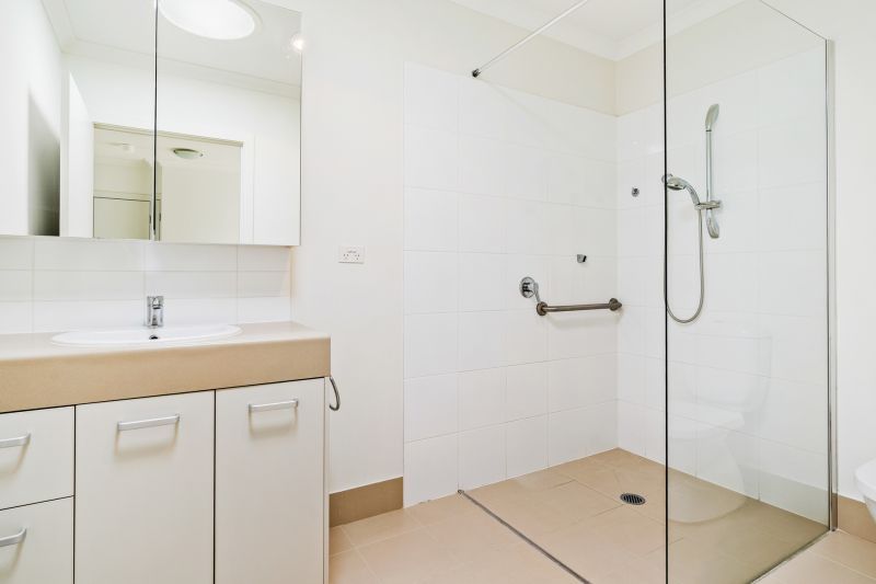 Newly refurbished Two Bedroom Villa with Carport