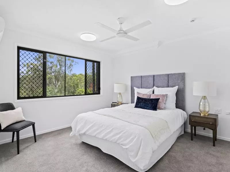 2-bedroom apartment with lush green views