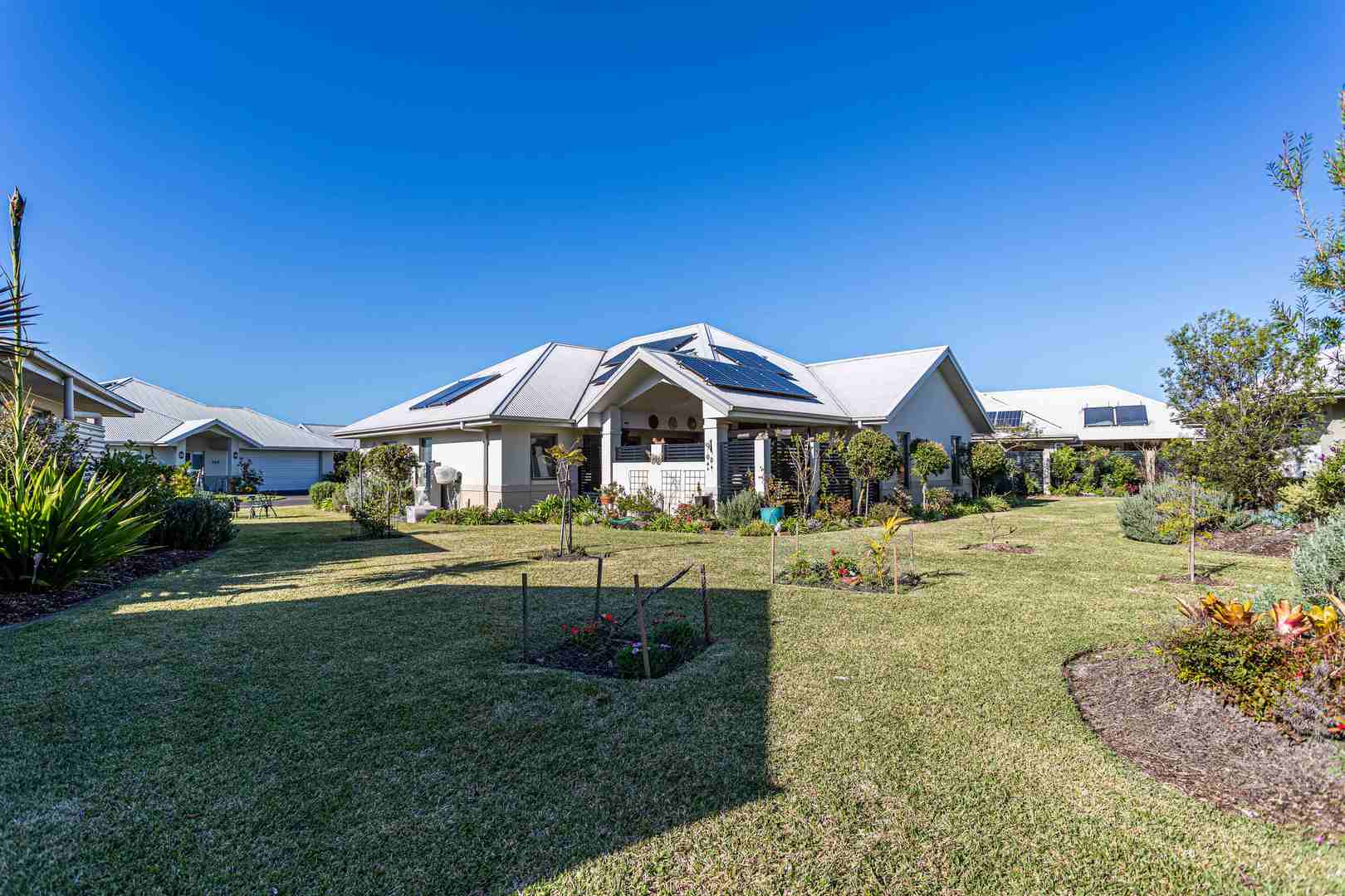 Cezanne II- by Palm Lake Resort Tea Gardens