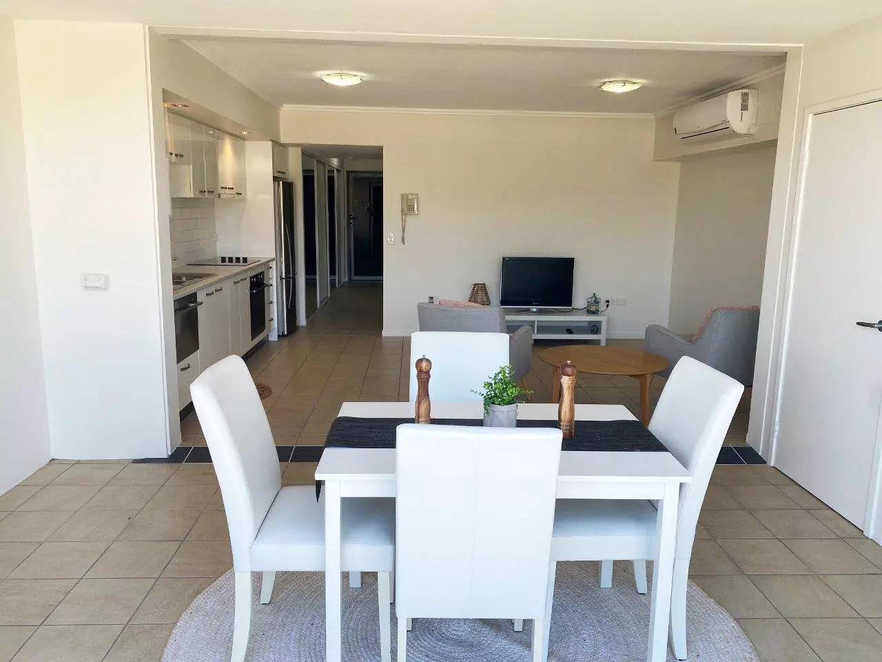 Renovated one bedroom apartment with open plan living