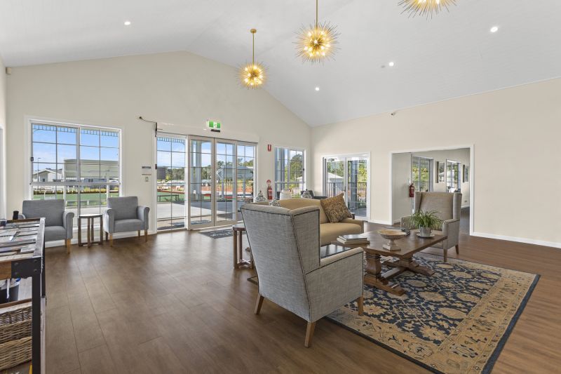 Tranquil Living, Spacious Backyard