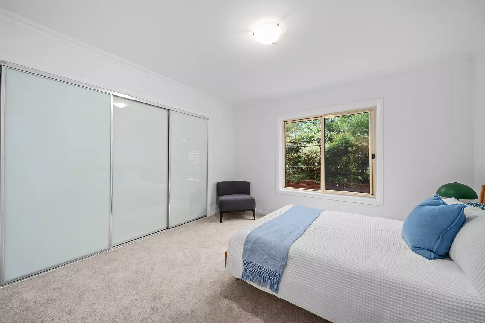  Spacious ground floor North facing 3 Bedroom home