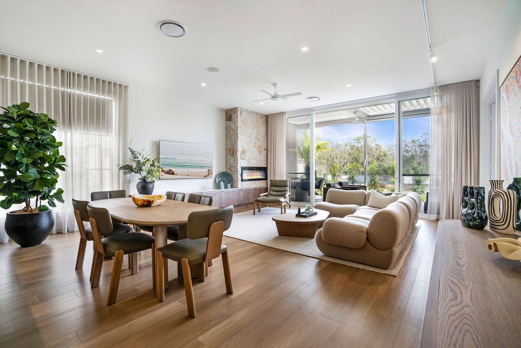 House 227 by Palm Lake Resort Pelican Waters