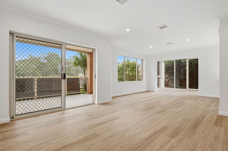 Rosewood Court Apartment building at Tarragal Glen!