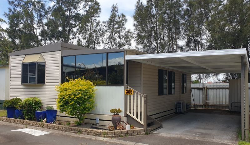 Jettys by the Lake site 305