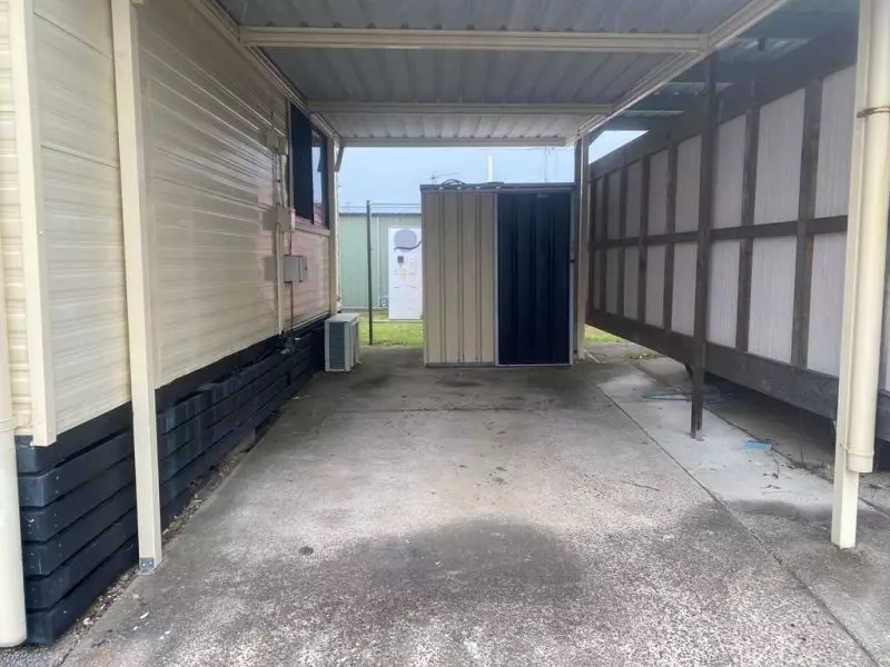 Neat & Tidy 1 Bedroom Home with views